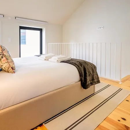 Luxury Style 4 With Ac Downtown Near Metro 아파트