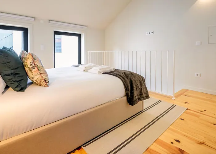 Luxury Style 4 With Ac Downtown Near Metro Apartman