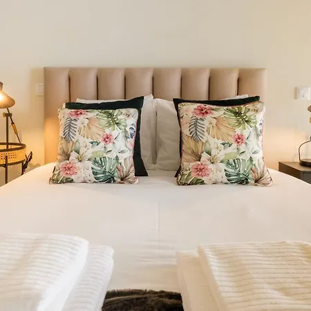 Apartment Luxury Style 4 With Ac Downtown Near Metro Porto