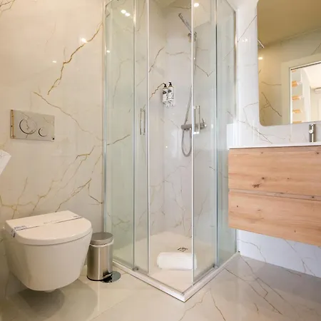 Apartment Luxury Style 4 With Ac Downtown Near Metro Porto