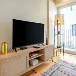 아파트 Luxury Style 4 With Ac Downtown Near Metro 포르투